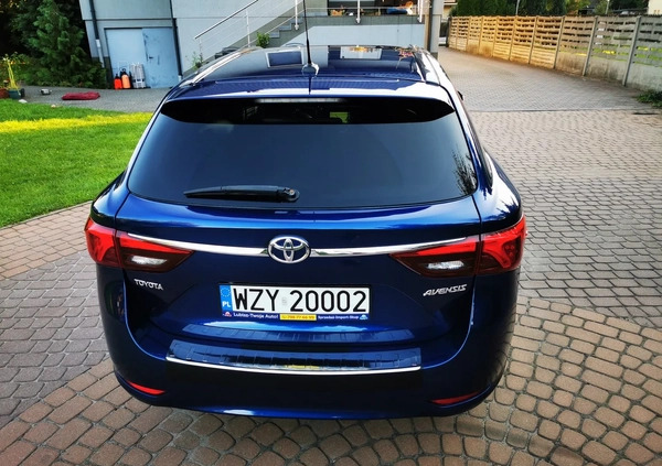 Toyota Avensis cena 42850 przebieg: 274700, rok produkcji 2015 z Korsze małe 781